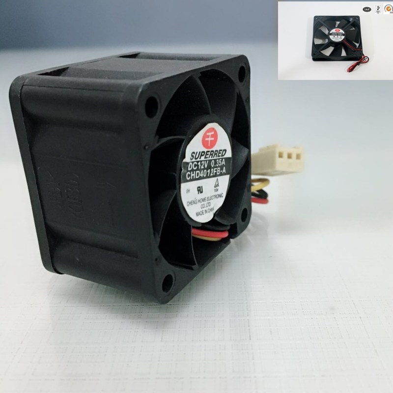 3 পিন সংযোগকারী সহ 2.4W DC কুলিং ফ্যান বল বিয়ারিং / স্লিভ বিয়ারিং