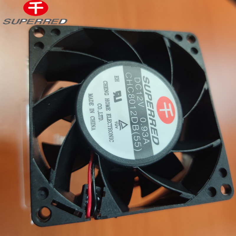 টেকসই নির্মাণ 12V ডিসি সিপিইউ ফ্যান 2700 - 5300 RPM গতি এবং শক্তিশালী বায়ু প্রবাহ 45 CFM